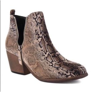 NWT Brown Snake Bootie